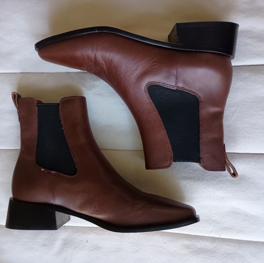 J McLaughlin bootie Tamie Leather Chelsea Boots  7.5  Terazzo Brown